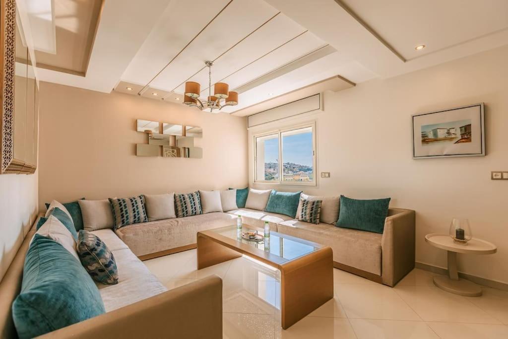 Central 2-Bedrooms Near Beach & Dining Tanger Eksteriør billede